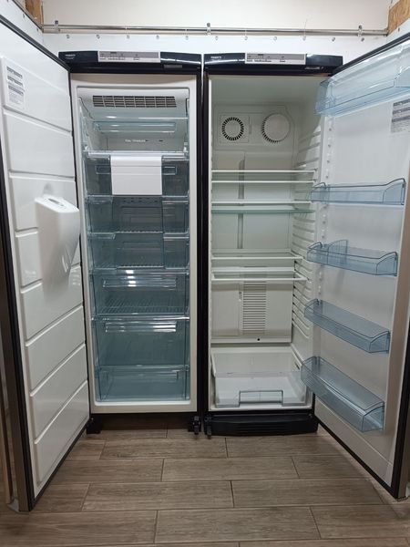Комплект холодильник і морозилка Husqvarna QT3549FX QR2619FX sn 81901556 80204422_п10_н293_292 000045034 фото