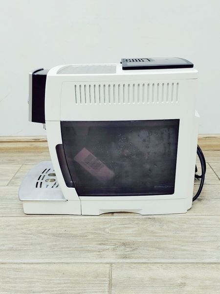 Кавомашина DeLonghi ECAM23 210 W NN1 1450w sn 01218 000031432 фото