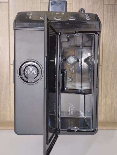 Кофемашина Saeco Minuto HD8827 sn TW901739492073 000046985 фото