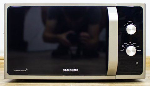 Микроволновая печь Samsung MS23F301EASEG 000011275 фото