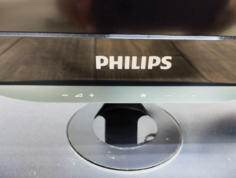 Телевизор Philips 32PFL5606H 700w sn RJ1A1124000386 000047893 фото