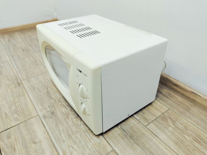 Мікрохвильова піч Clatronic MW 732 1200w sn S0230520306861 000036654 фото