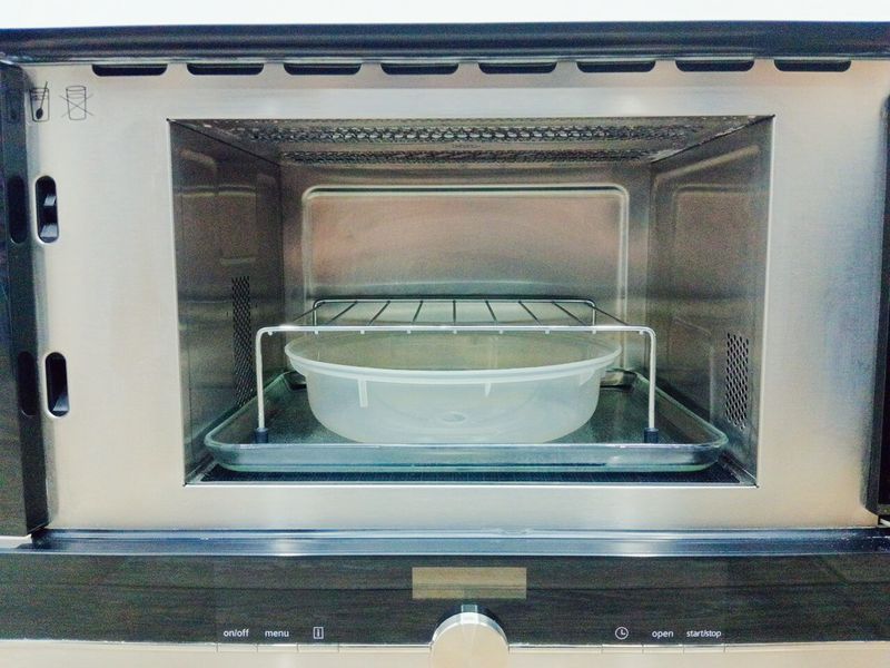 Микроволновая печь встраиваемая Siemens BE634RGS1 01 000038797 фото