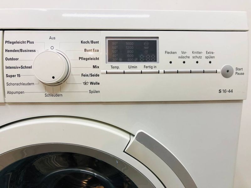 Стиральная машина Siemens WM16S440 10 000044443 фото