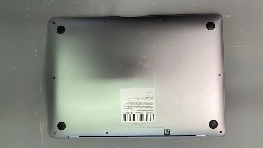 Ноутбук Apple MacBook Air 13 A2337 2020 m1 000046723 фото