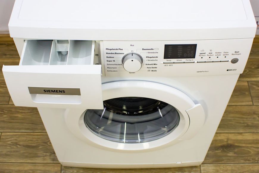 Стиральная машина Siemens WM14E425 79 000016266 фото
