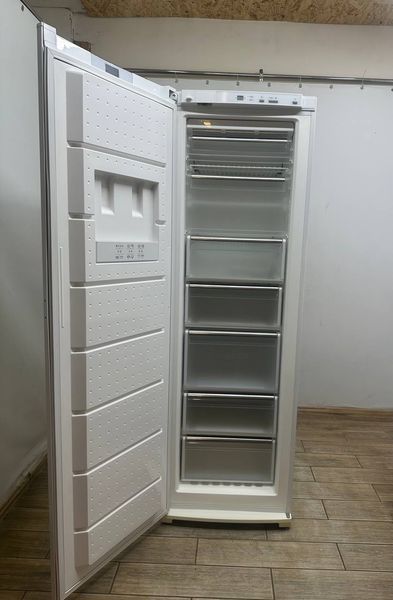 Морозильная камера Siemens GS32NA2002 90W 248 л sn 860900008 n733 000054866 фото