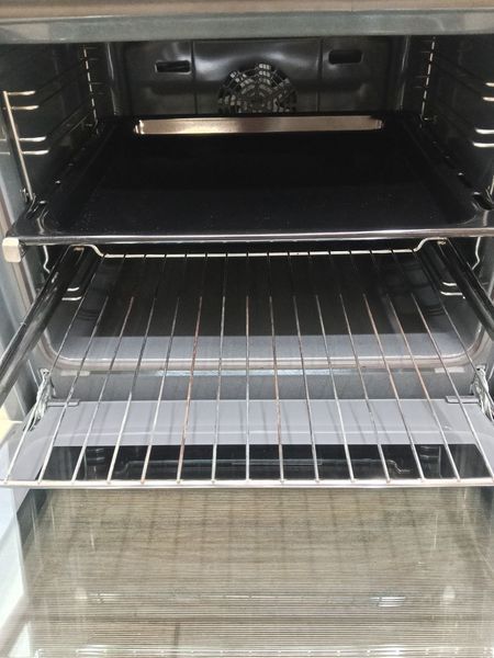 Духовой шкаф Bosch HBA33B150 61 3500W sn 960200986 000048275 фото