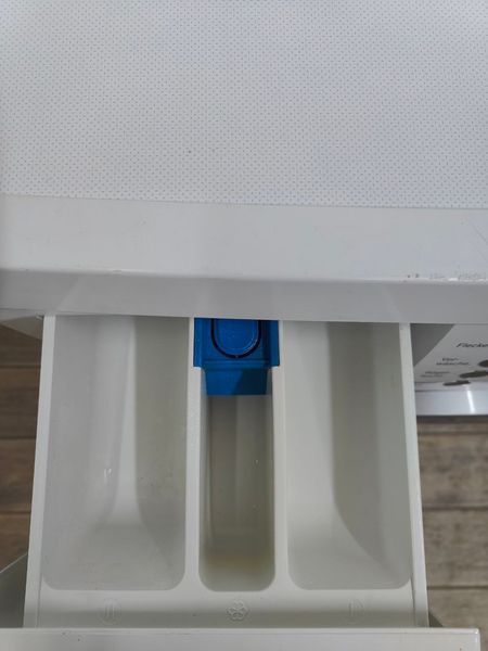 Стиральная машина Bosch Maxx 7 Sensitive WAE28492 2300W 7 кг sn 8909 701228 000052268 фото