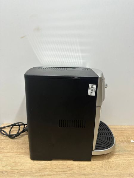 Кавомашина DeLonghi ESAM4200 S 1450W sn 23120 000054697 фото