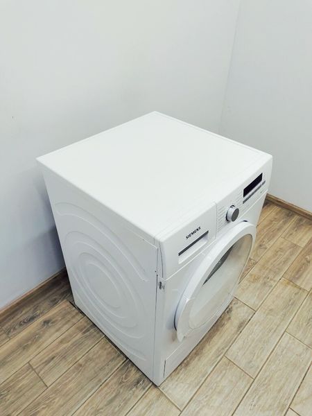 Сушильна машина Siemens IQ700 WT46W261 17 8кг 1000w sn 9506 202540 000036410 фото