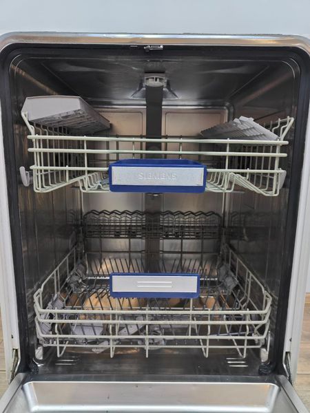 Посудомоечная машина Siemens SD6P1S 2300W 14ком sn 891101054 000050381 фото