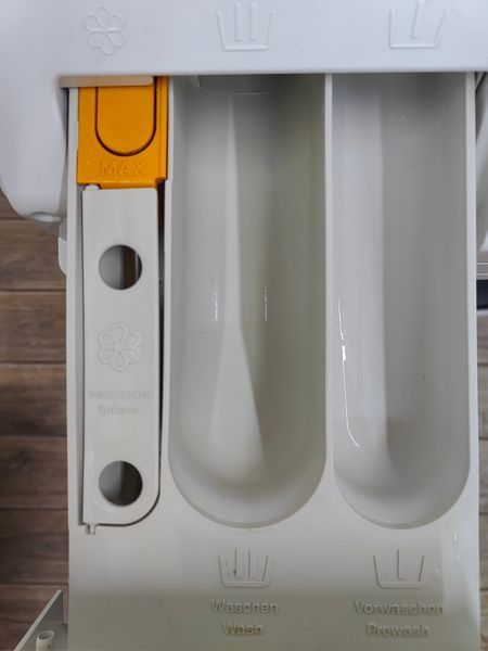 Стиральная машина Premium Novotronic W531 2400W 5кг sn 0068007745 000053842 фото