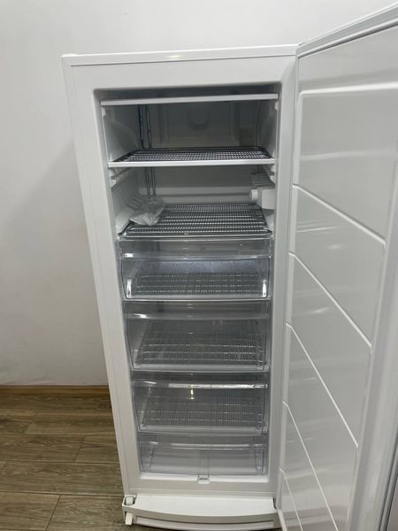 Морозильная камера Electrolux EUF2500JHW 000045735 фото