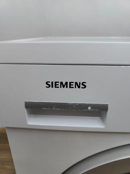 Пральна машина Siemens WM14Q3ED 2400W 7кг sn 940801042 000050434 фото Пральна машина Siemens WM14Q3ED 2400W 7кг sn 940801042 000050434 фото