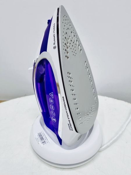 Утюг беспроводной Russell Hobbs 23300 56 000033195 фото