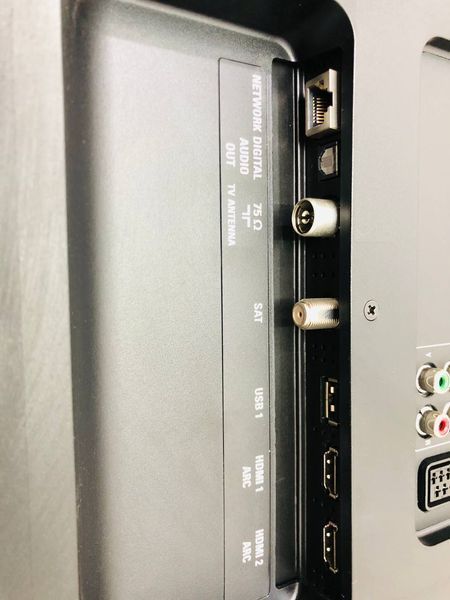 Телевизор 40 Philips 40PUK6400 4K Smart TV 000045600 фото