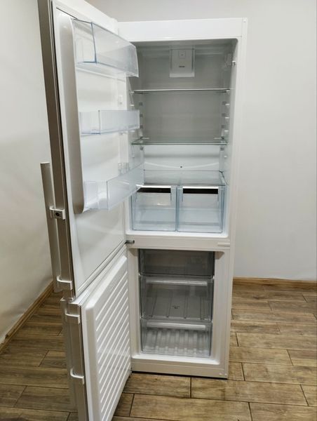 Холодильник двокамерний Electrolux EN3453MOW 117W 220+91л sn 91520007 n378 000048019 фото