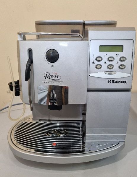 Кавомашина Saeco SUP016RE 1600w sn 9008ROY0727129 000037553 фото