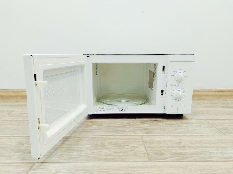 Мікрохвильова піч Whirlpool AVM504 1250w sn 420026000970 000037192 фото