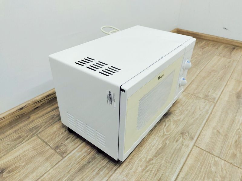 Мікрохвильова піч Whirlpool AVM504 1250w sn 420026000970 000037192 фото
