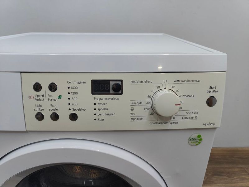 Стиральная машина Bosch WAQ2839Z 2400W 7 кг sn WCM62 000049937 фото