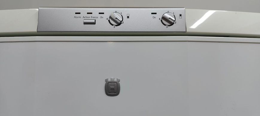 Холодильник двухкамерный Husqvama QT4209RW 130W 216+87л sn 71206518 n534 000051092 фото