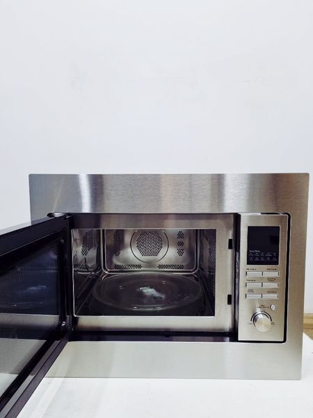 Мікрохвильова піч вбудована Bomann MWG 2216 H EB 1450w гриль 1100w sn 622161 000031742 фото