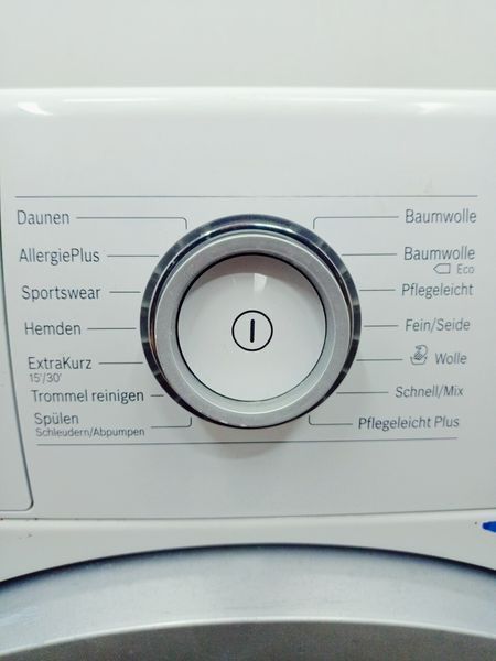 Стиральная машина Bosch Serie6 WAT28530 01 000041663 фото