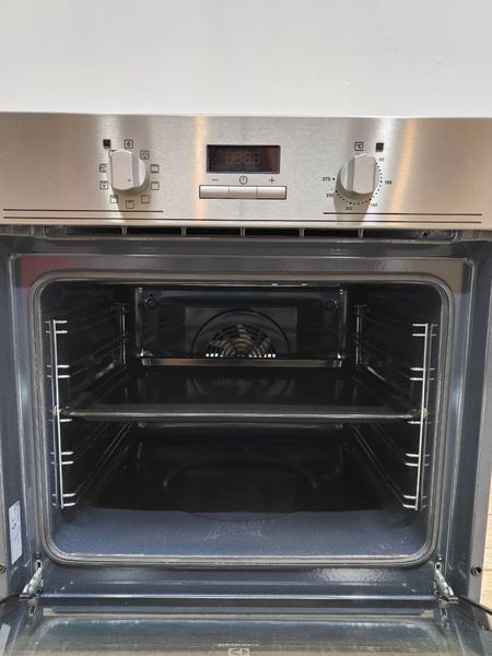 Духовой шкаф Electrolux EOB300X 2780W sn 70728617 n499 000050566 фото