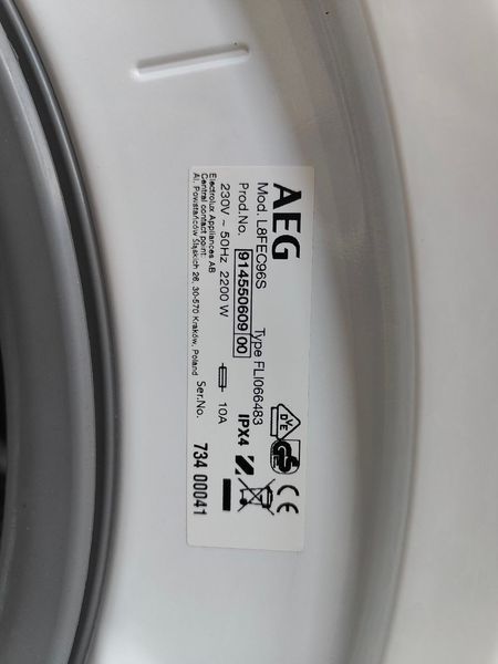 Пральна машина AEG L8FEC96S 8kg sn 73400041 000051945 фото