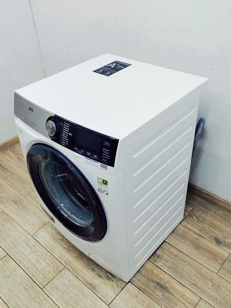 Стиральная машина AEG 8000 Series L8FS86499 000041975 фото