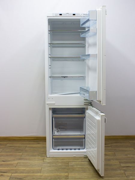Холодильник двухкамерный встраиваемый Bosch KIN86KF31 03 000024072 фото