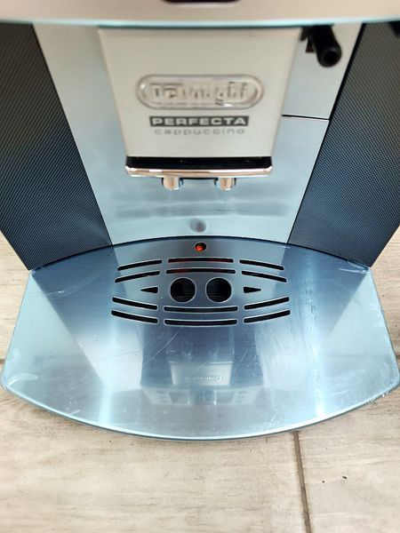 Кофемашина DeLonhi Perfecta ESAM5500 1350W sn 10819 000048736 фото