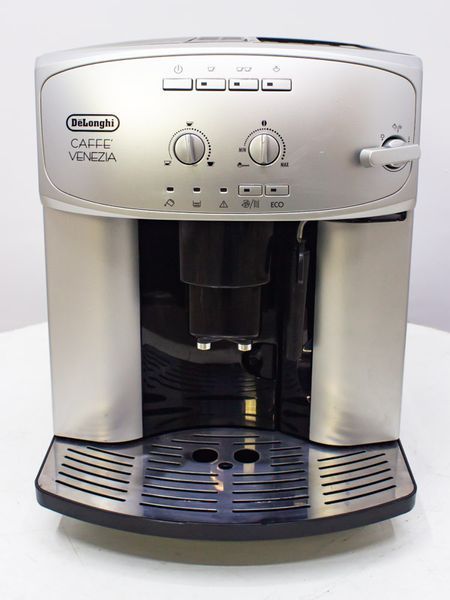 Кофемашина DeLonghi ESAM2200 S 000028725 фото