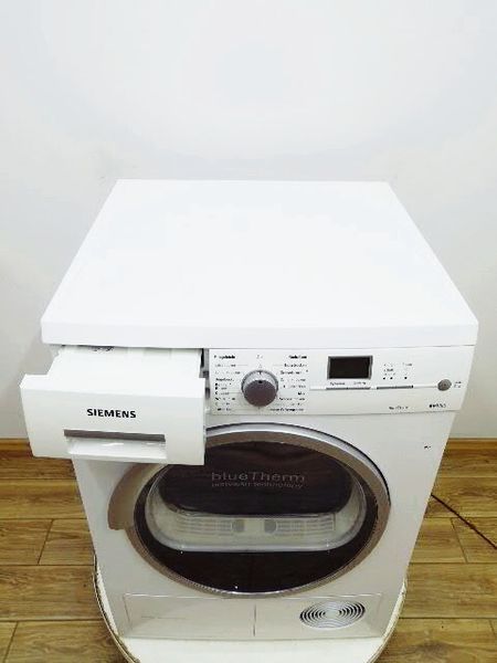 Сушильная машина Siemens IQ700 WT46W562 17 000034623 фото