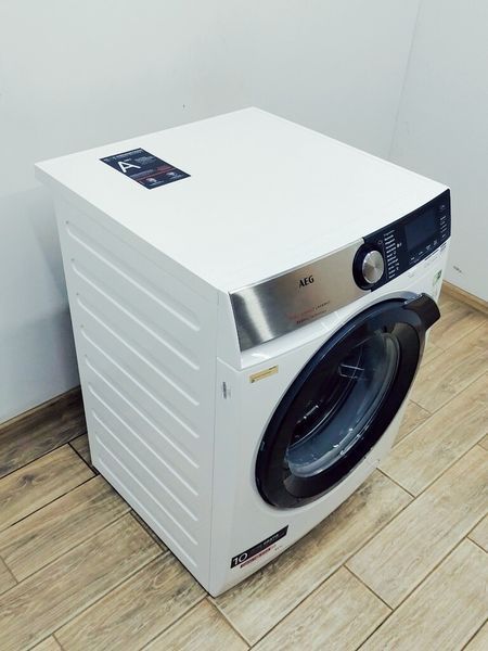 Стиральная машина AEG 8000 Series L8FS86499 000041975 фото