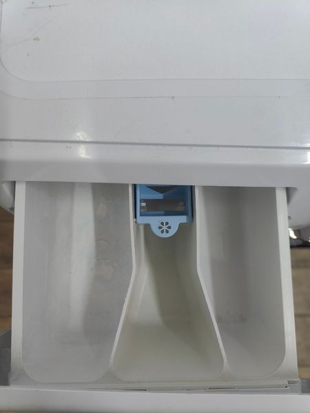 Стиральная машина Hoover DYN 814D43 84 1600W 8 кг sn 31005001 1705 0164 000052272 фото