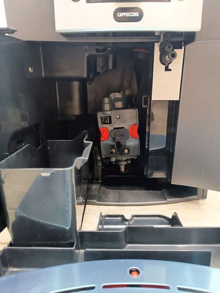 Кофемашина DeLonhi Perfecta ESAM5500 1350W sn 10819 000048736 фото