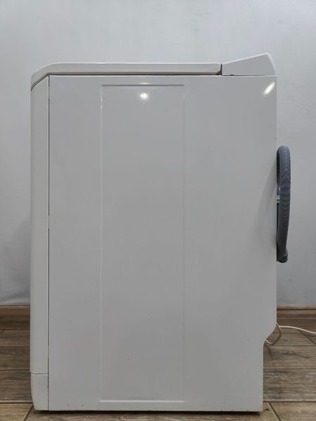 Стиральная машина вертикальная Electrolux L47239 2300W 6кг sn 91700096 000052685 фото