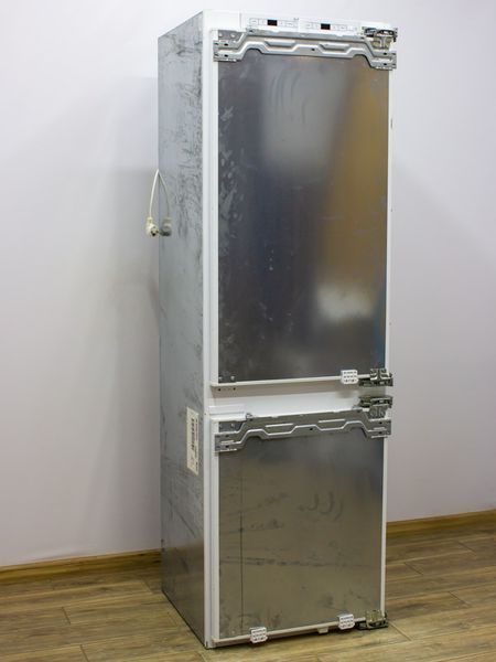 Холодильник двухкамерный встраиваемый Bosch KIN86KF31 03 000024072 фото