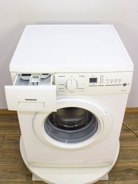 Стиральная машина Siemens WM14E3A0 07 000021371 фото