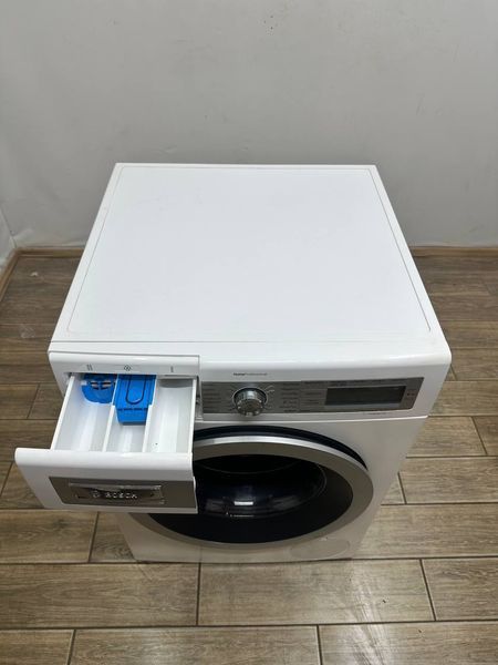 Стиральная машина Bosch HomeProfessional WAY28742 44 2400W 8кг sn 9612200020 000054600 фото