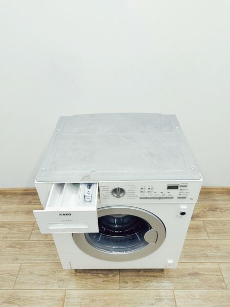Стиральная машина под встройку AEG L61470BI 000037279 фото