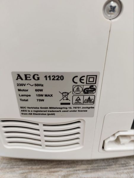 Швейная машина AEG 11220 60W 39 програм 000047879 фото