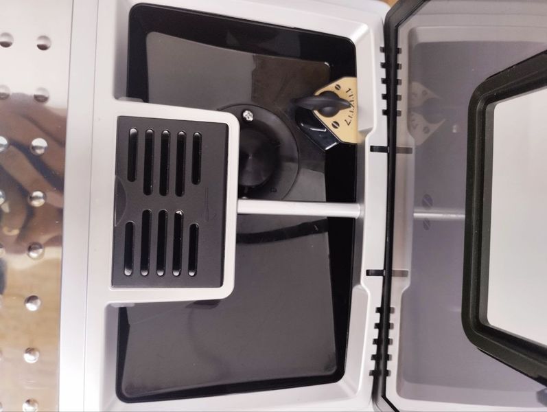 Кавомашина DeLonghi ESAM23 450 S NN1 1450W sn 00618 000047875 фото