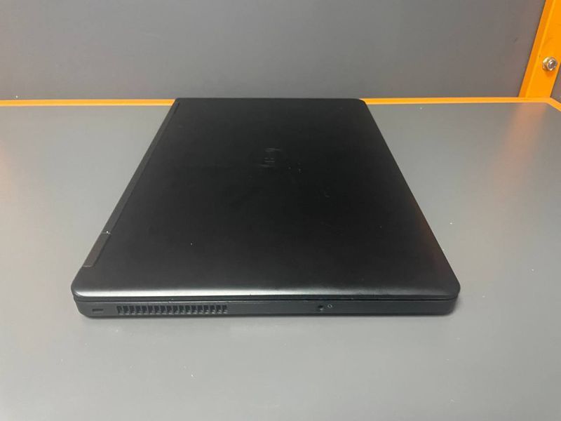 Ноутбук Dell Latitude E5550 15.6 HD бат 2:30 часа 000048136 фото