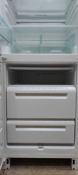 Холодильник Electrolux ER9112B 150W 275+87л sn 61105606 n629 000052996 фото