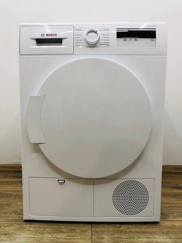 Сушильна машина Bosch Serie4 WTH83000 01 600w 7кг sn 9601 200437 000043928 фото