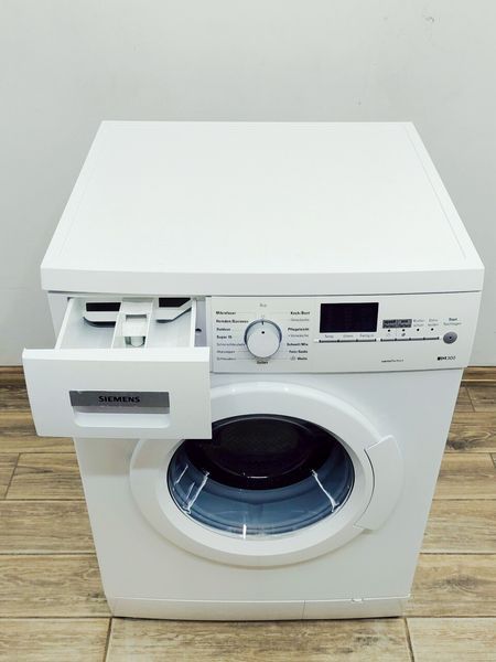 Стиральная машина Siemens IQ300 WM14E4M4 000045811 фото